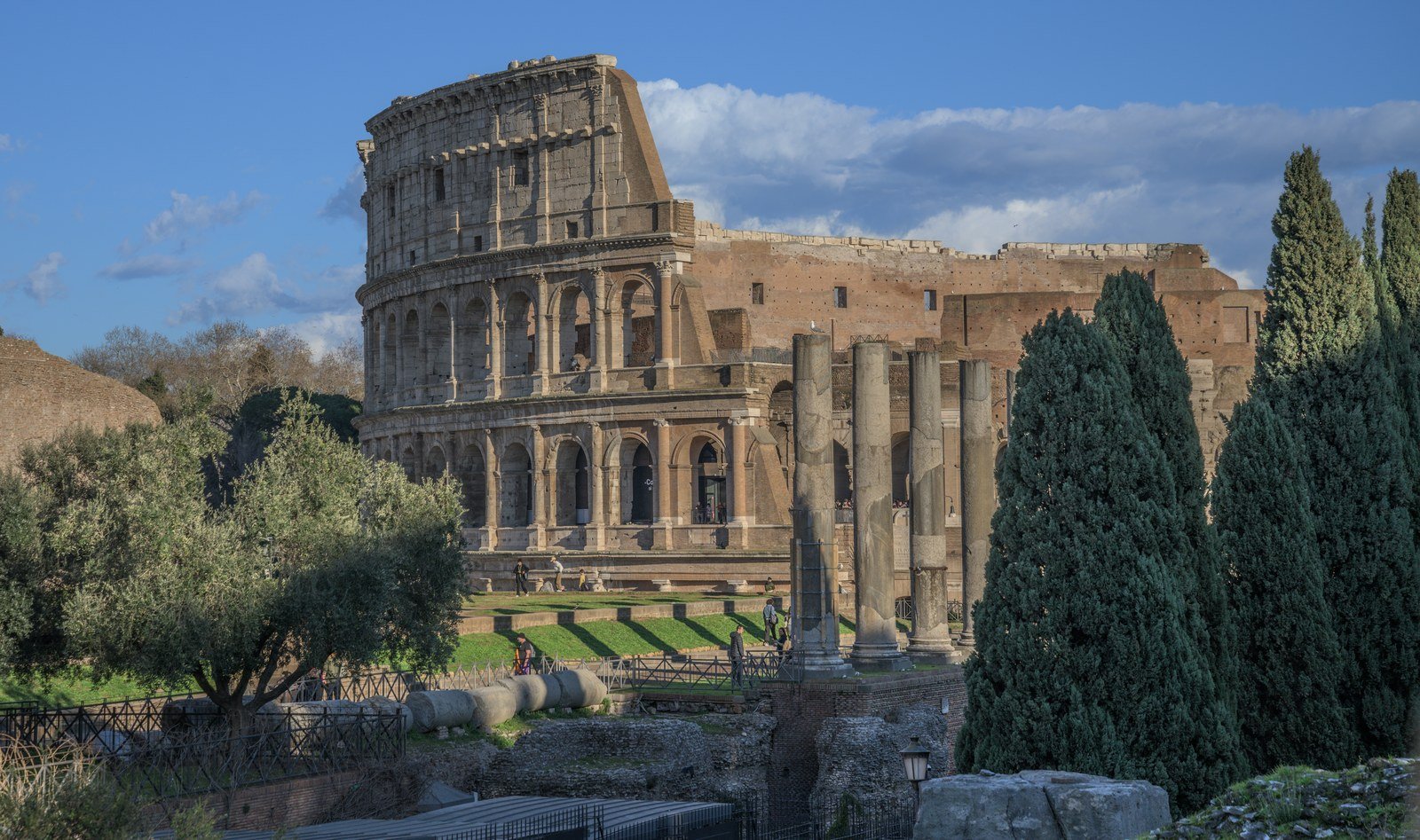 Colosseo e Foro Romano